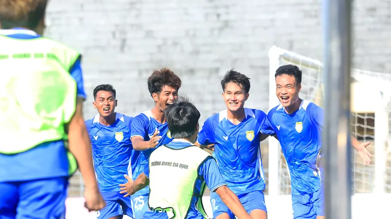 Gia Định là đại diện của TPHCM tham dự vòng chung kết Giải hạng Nhì quốc gia 2026. ẢNH: NHẬT ĐOÀN 