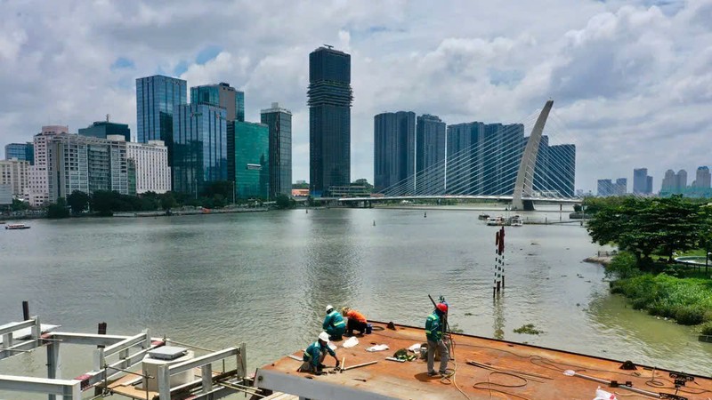 西贡河步行桥建设全面提速 