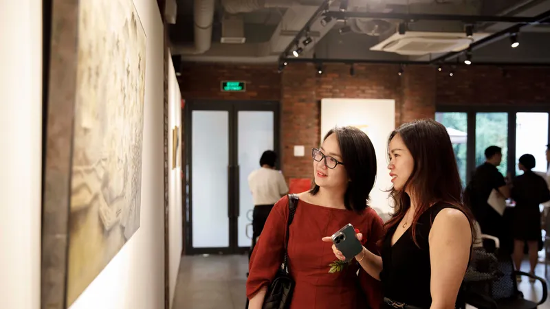 Triển lãm hồi cố “Họa Duyên Tương Ngộ” tưởng nhớ cố hoạ sĩ Trần Phúc Duyên