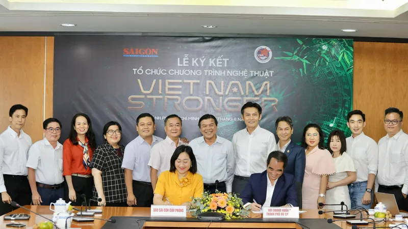 Chương trình nghệ thuật truyền cảm hứng "Viet Nam Stronger" - Vun bồi thế hệ tương lai