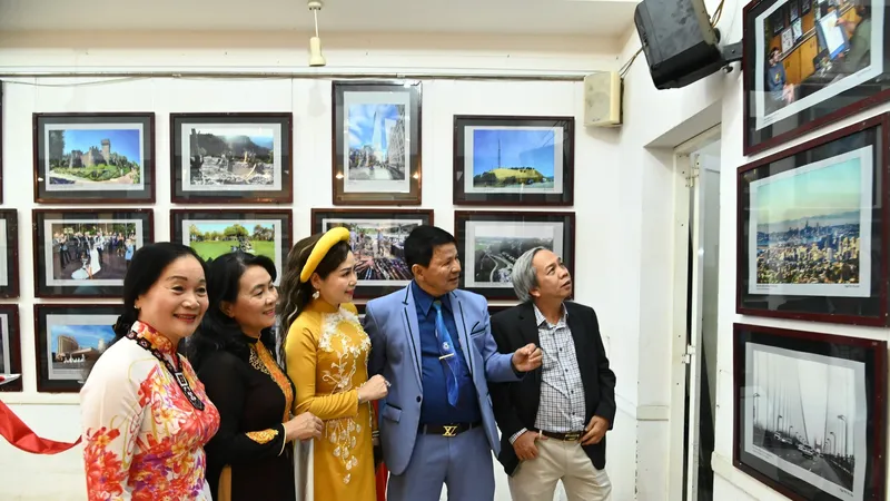 Triển lãm ảnh nghệ thuật “Một lần đến với nước Mỹ” 