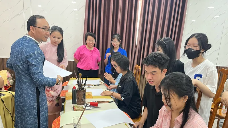 Thư pháp Việt - Tâm hồn Việt