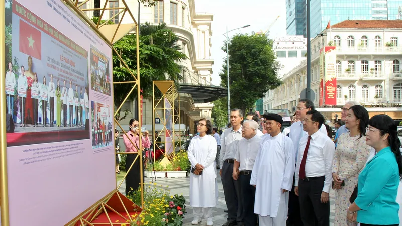 Triển lãm ảnh “Mặt trận Tổ quốc Việt Nam - Dấu ấn một nhiệm kỳ”