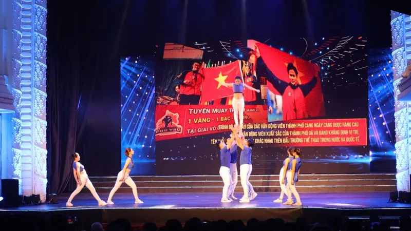 Hoàn thiện thiết chế để định hình ngành công nghiệp văn hóa và thể thao TPHCM