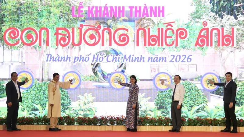 Sở VH-TT TPHCM tổ chức Lễ khánh thành Con đường Nhiếp ảnh TPHCM. Ảnh: DŨNG PHƯƠNG.