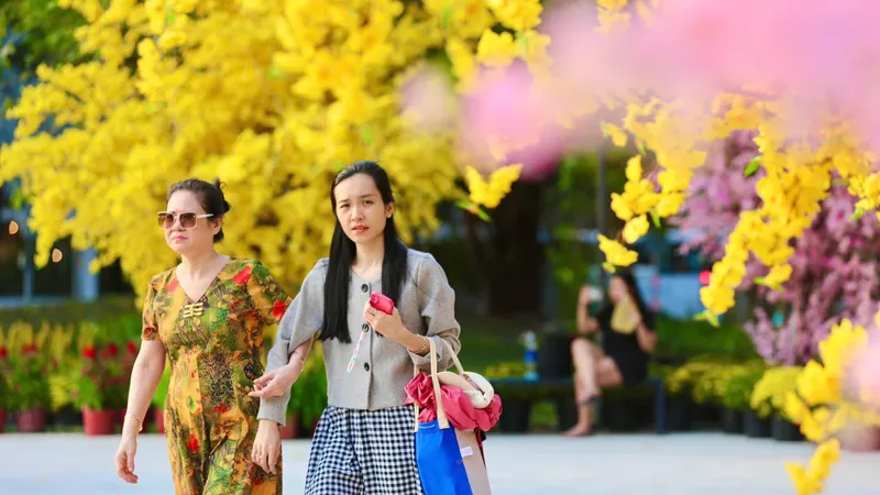 Nhà thi đấu Phan Đình Phùng (số 8 đường Võ Văn Tần, phường Xuân Hòa) một trong những không gian công cộng được chỉnh trang và hoàn thiện sớm để người dân vui chơi dịp tết