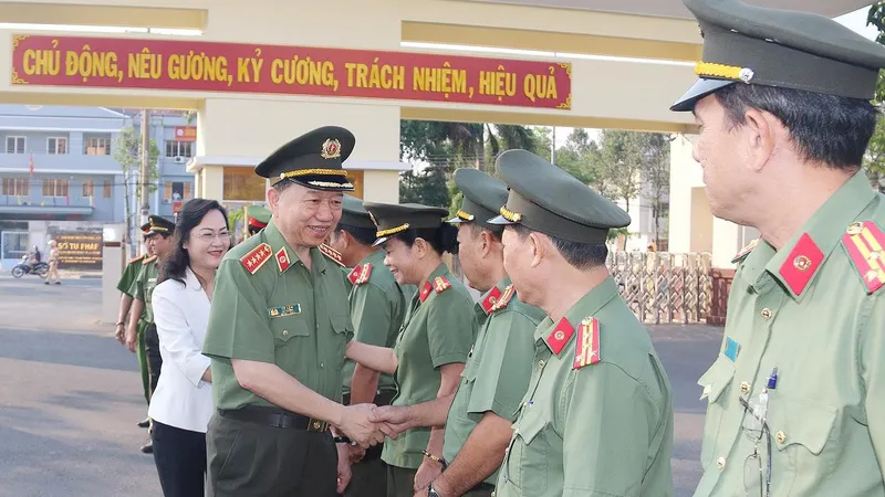 Tập trung triệt phá các nhóm lưu manh, xiết nợ, đòi nợ thuê, cho vay kiểu “tín dụng đen”