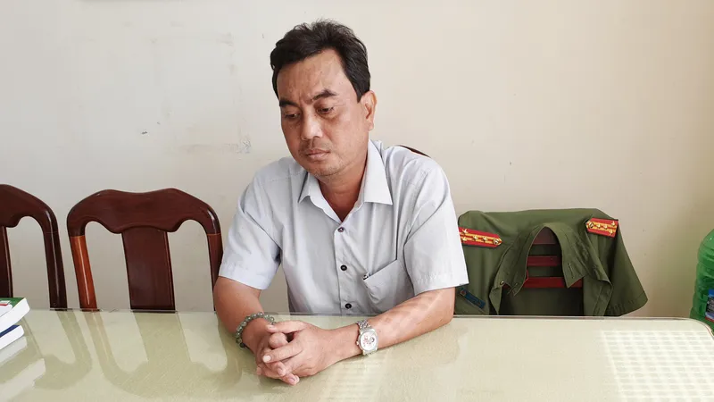 Giả danh Phó Cục trưởng, vào tận trụ sở công an “thăm anh em“