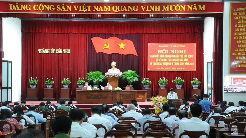 Quang cảnh hội nghị