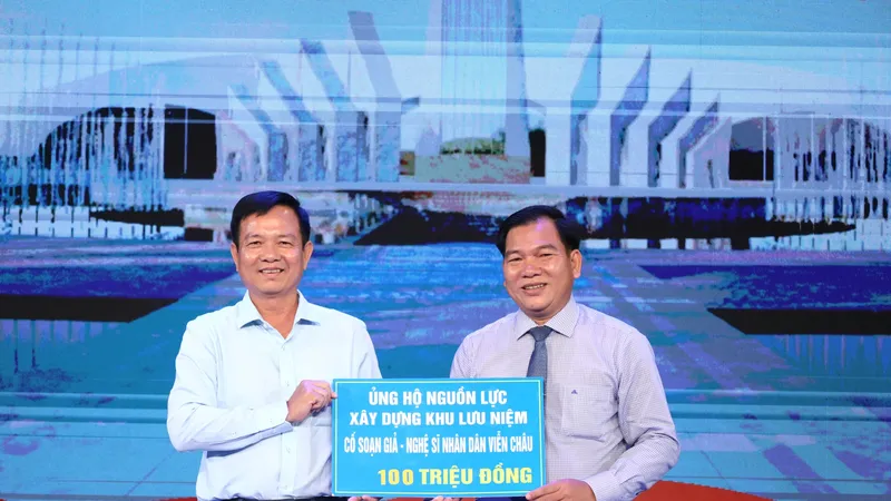 Các mạnh thường quân chung tay đóng góp tại chương trình gây quỹ
