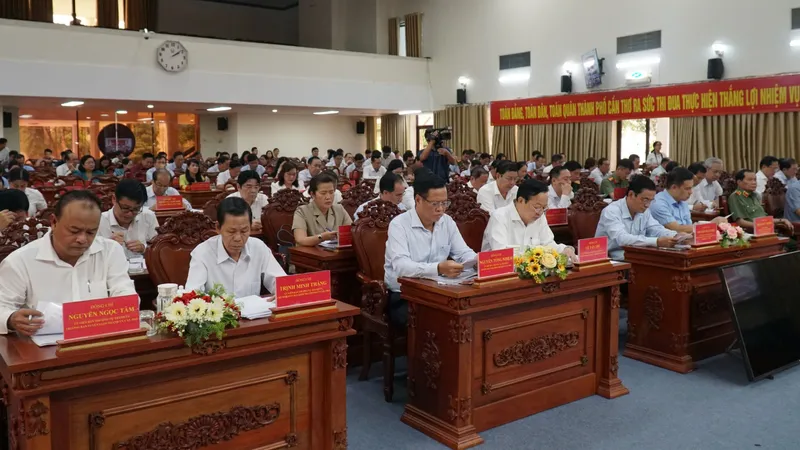 Quang cảnh hội nghị
