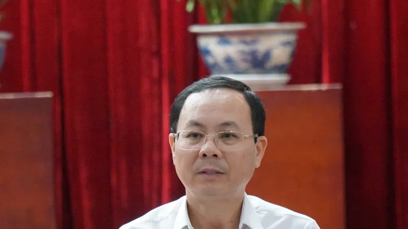 Bí thư Thành ủy TP Cần Thơ Nguyễn Văn Hiếu phát biểu chỉ đạo tại Hội nghị Ban Chấp hành Đảng bộ thành phố (mở rộng) tổng kết thực hiện nhiệm vụ năm 2024, triển khai thực hiện Nghị quyết nhiệm vụ năm 2025