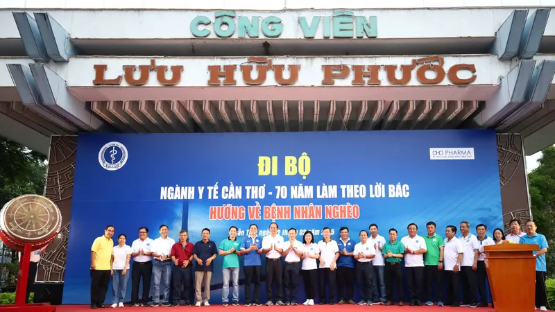 Quang cảnh lễ khai mạc