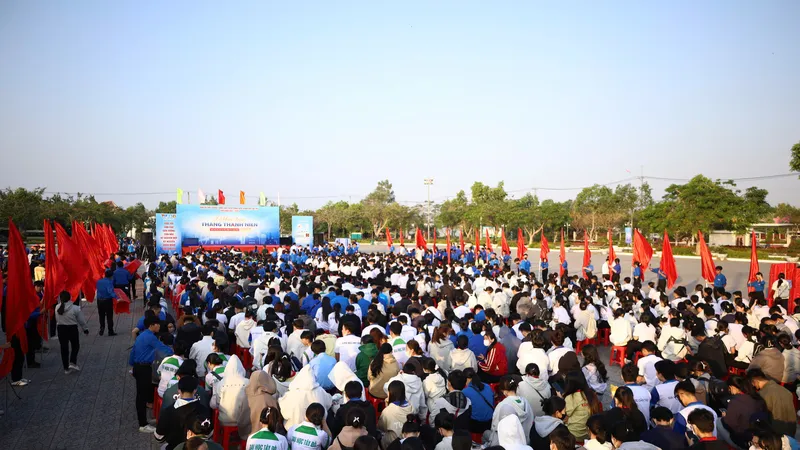 Quang cảnh lễ phát động