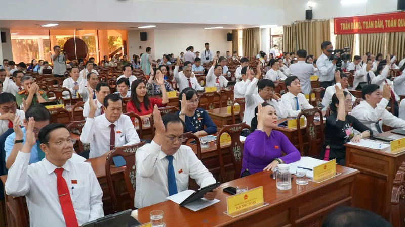 Các đại biểu tham dự tại kỳ họp