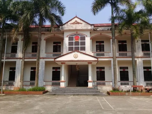 Bộ Tài chính bác thông tin công sở một số địa phương bỏ hoang, “bán không ai mua”
