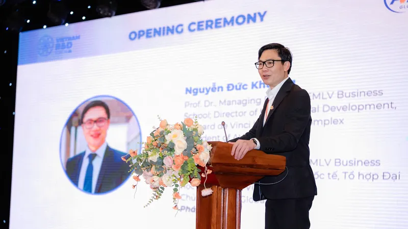 GS-TS Nguyễn Đức Khương, Chủ tịch AVSE Global, phát biểu tại diễn đàn