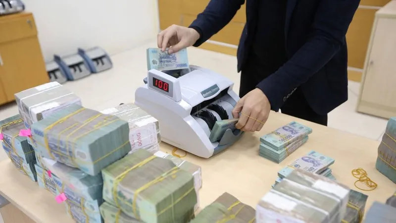 Bộ Tài chính hoàn tất chi ngân sách tặng quà cho người dân