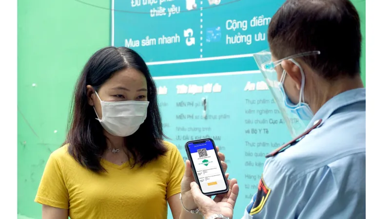 Đẩy nhanh tiến độ cấp “hộ chiếu vaccine”