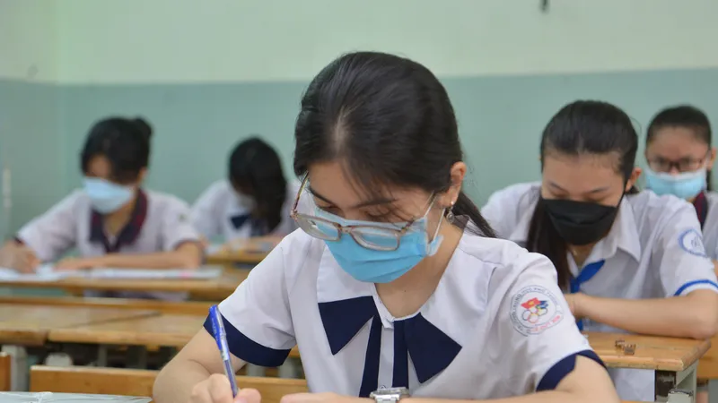 Thí sinh dự thi tốt nghiệp THPT 2022 tại TPHCM. Ảnh: CAO THĂNG