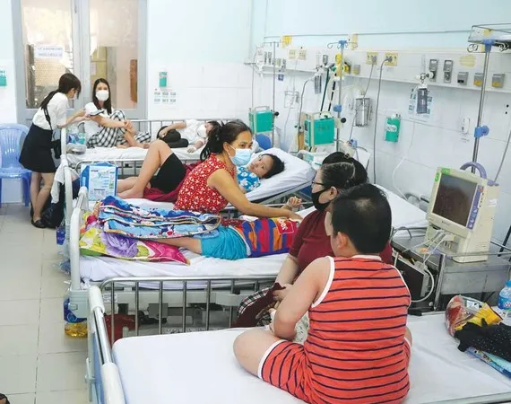 Dịch sốt xuất huyết tăng hơn 10.000 ca/tuần