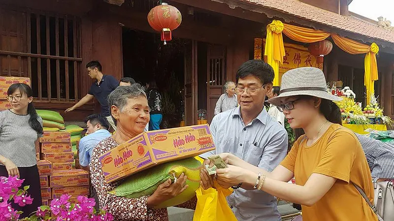 Một hoạt động từ thiện nhân lễ Vu lan ở huyện Côn Đảo, tỉnh Bà Rịa - Vũng Tàu