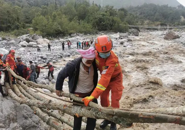Động đất ở Tứ Xuyên, Trung Quốc: Đã có 66 người chết