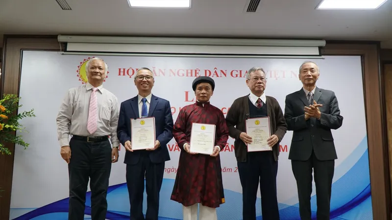 32 công trình đoạt Giải thưởng Hội Văn nghệ dân gian Việt Nam 2022