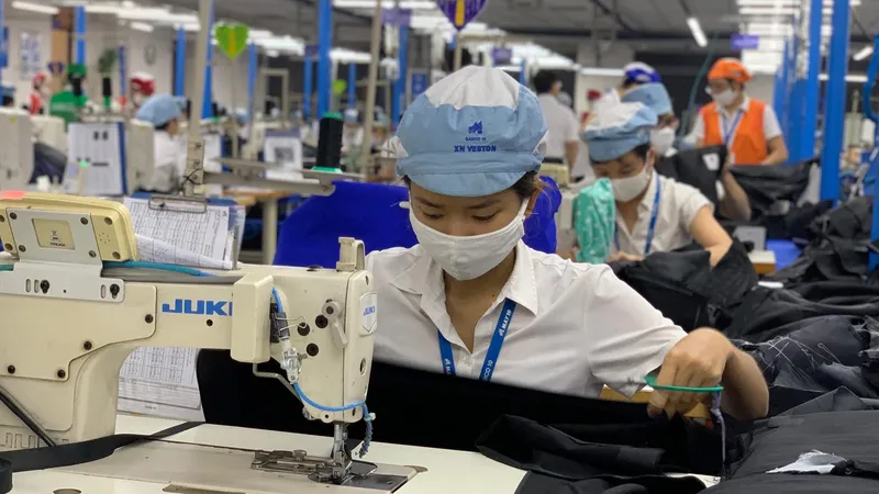 Bảo đảm các chế độ lương, thưởng cho người lao động dịp tết 