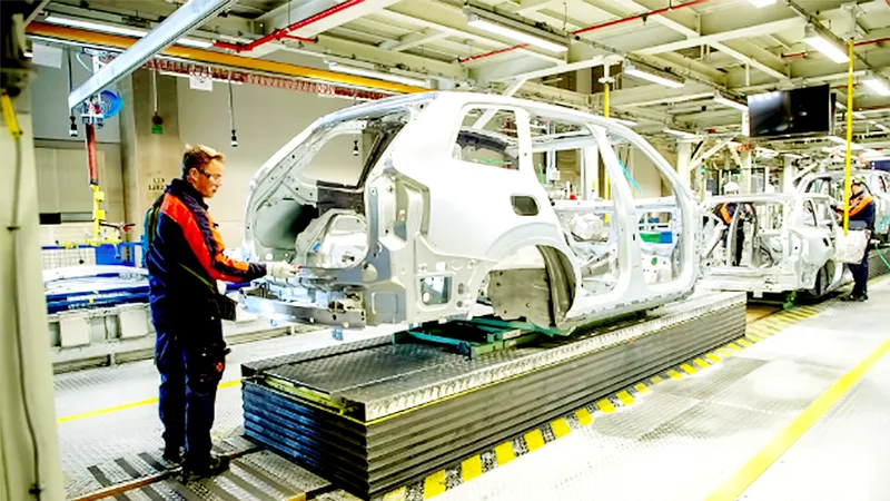 Một nhà máy sản xuất ô tô tại Thụy Điển