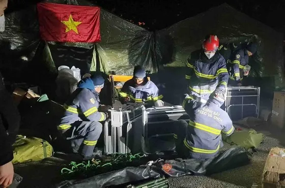 Đội tìm kiếm cứu nạn và cứu hộ Bộ Công an hoàn thành nhiệm vụ, trở về từ Thổ Nhĩ Kỳ 