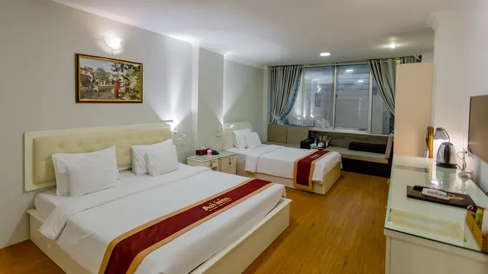 Khách sạn vắng khách, doanh thu sụt giảm 