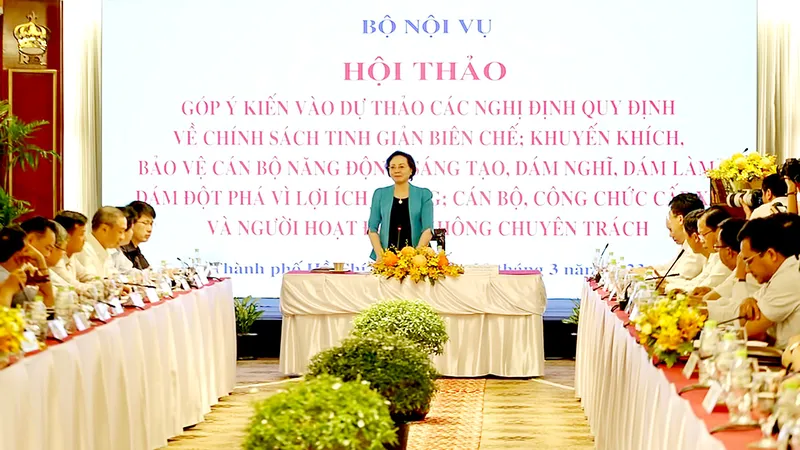 Bộ trưởng Bộ Nội vụ Phạm Thị Thanh Trà phát biểu tại hội thảo