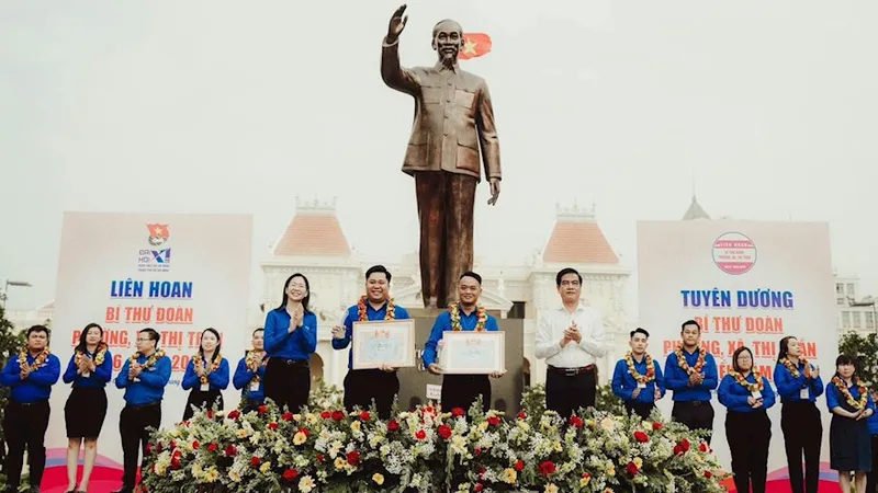 TPHCM: Tuyên dương 52 Bí thư Đoàn phường, xã, thị trấn