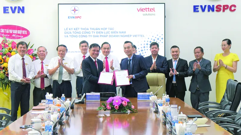 Hợp tác với Viettel để đẩy nhanh quá trình chuyển đổi số trong mọi lĩnh vực của EVNSPC