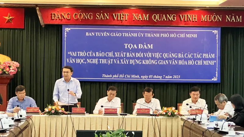 Quang cảnh tọa đàm