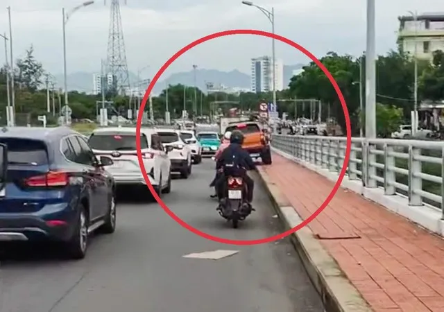 Đà Nẵng: Xử phạt tài xế "diễn xiếc" trên cầu Hòa Xuân