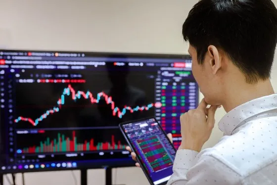 Cổ phiếu ngân hàng kéo giảm VN-Index