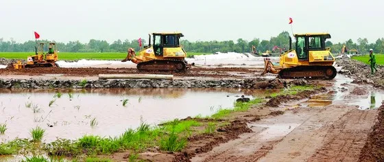 Trợ lực cho miền Tây tăng tốc phát triển
