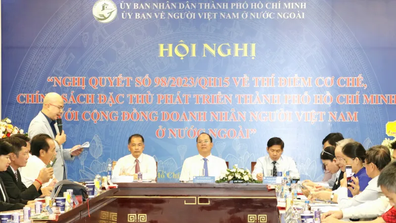 Hội nghị tuyên truyền Nghị quyết 98 do Ủy ban về người Việt Nam ở nước ngoài TPHCM tổ chức ngày 10-10
