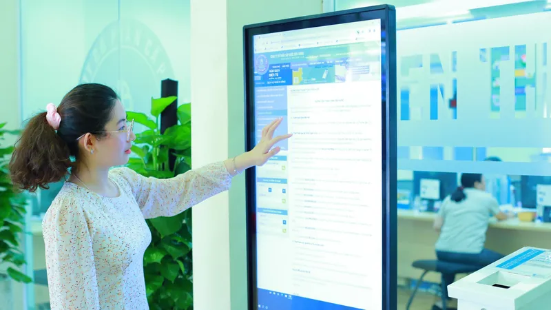 Tra cứu thông tin dịch vụ khách hàng online trên website Công ty CP Cấp nước Bến Thành