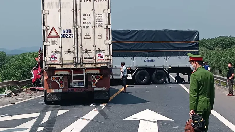 Nâng cao ý thức, kỹ năng lái xe trên đường cao tốc
