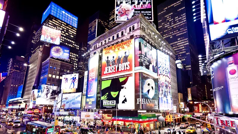 Sân khấu kịch Broadway tại thành phố New York, Mỹ 