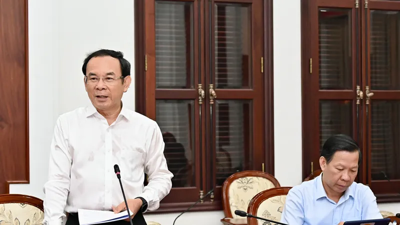 Đồng chí Nguyễn Văn Nên làm Trưởng Tiểu ban Nhân sự Đại hội đại biểu Đảng bộ TPHCM lần thứ XII. Ảnh: VIỆT DŨNG
