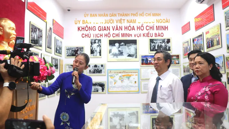 TPHCM khánh thành 2 công trình kết nối kiều bào 