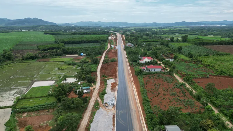 Xây dựng hai trạm dừng nghỉ trên đường cao tốc quốc lộ 45 - Nghi Sơn