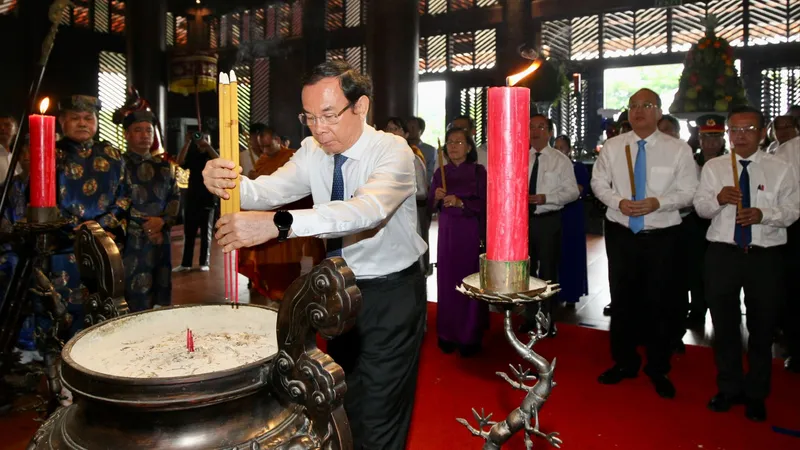 Lễ giỗ Đức Lễ Thành hầu Nguyễn Hữu Cảnh lần thứ 324 được tổ chức trang trọng, ấm cúng
