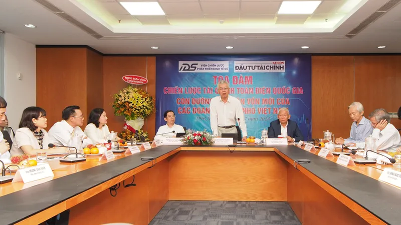 Quang cảnh tọa đàm “Chiến lược tài chính toàn diện quốc gia: Con đường tiếp cận vốn mới của các doanh nghiệp nhỏ Việt Nam”