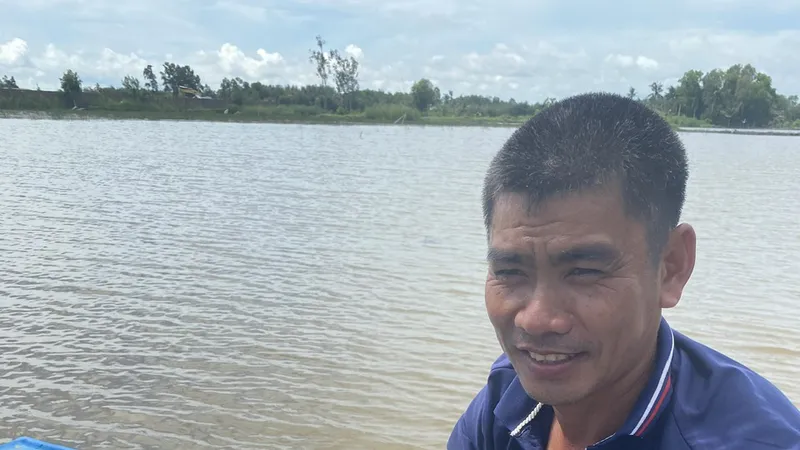 Nông dân xã Lương Nghĩa bắt đầu làm giàu từ nuôi tôm trên vùng đất khó