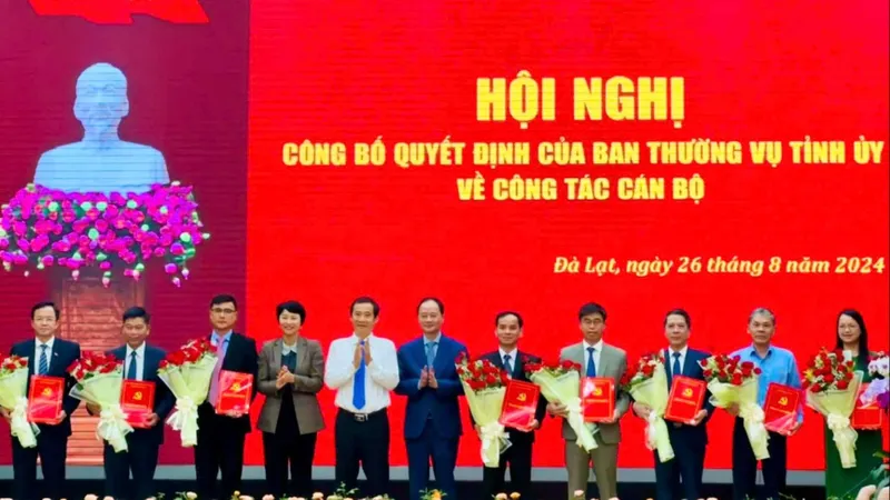 Lâm Đồng điều động, luân chuyển nhiều cán bộ